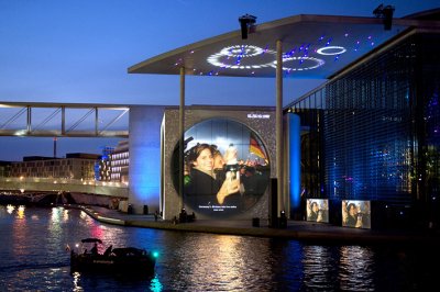 Projection To the German People